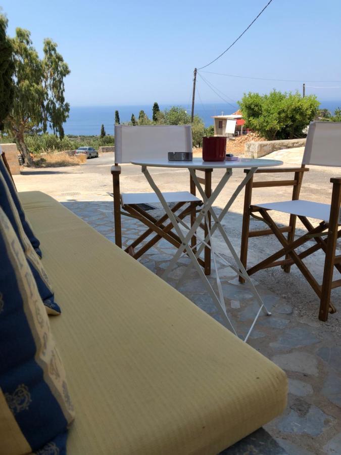 Kamares Cave House 3 Apartment Alika Exterior photo