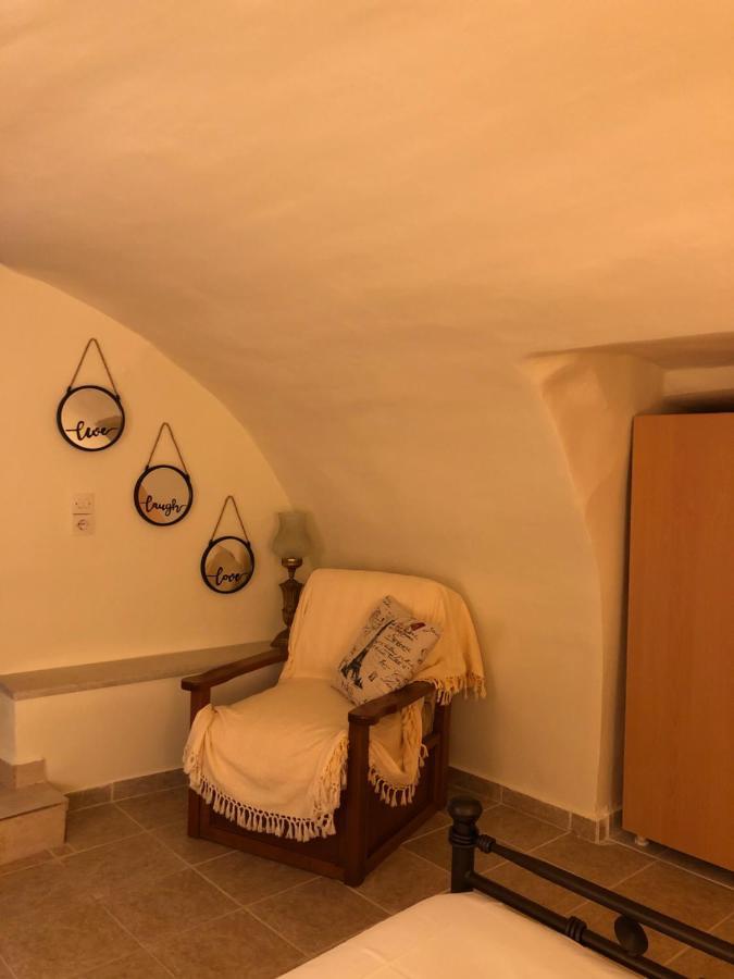 Kamares Cave House 3 Apartment Alika Exterior photo